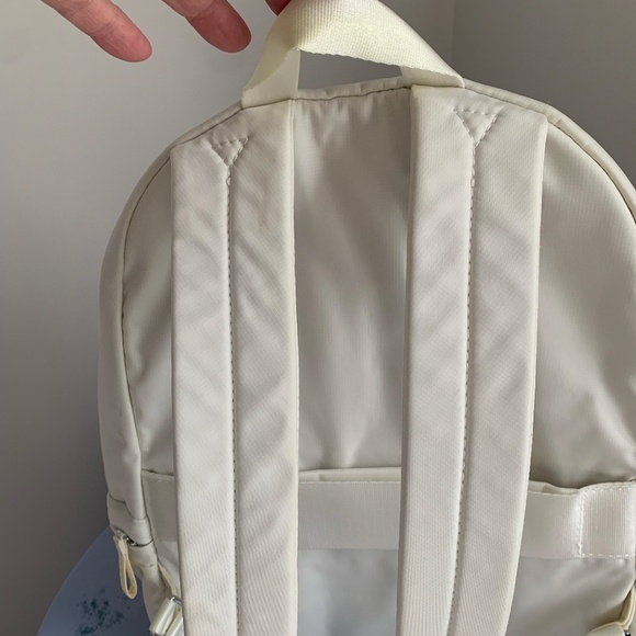 Samsonite Samsonite Move 4.0 13.3" Laptop Backpack in White - Picture 9 of 10